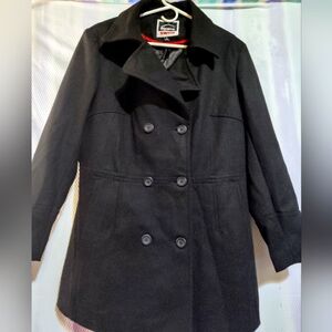 Alpine Swiss heavy black coat, size xl, never worn